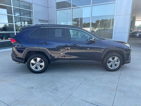 Used 2025 Toyota RAV4 XLE AWD/4WD image 8