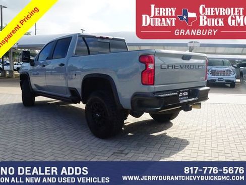 Used 2024 Chevrolet Silverado 2500 ZR2 w/ Technology Package AWD/4WD image 5