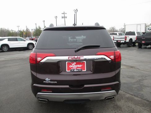 Used 2017 GMC Acadia Denali image 7