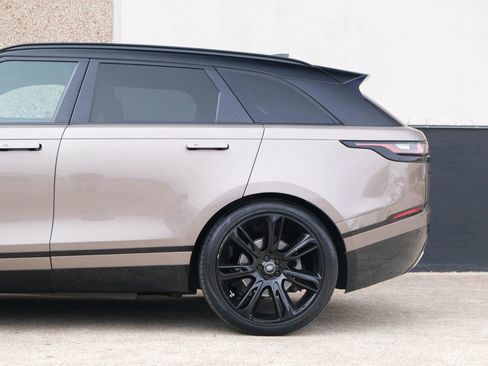 Used 2020 Land Rover Range Rover Velar R-Dynamic S image 8