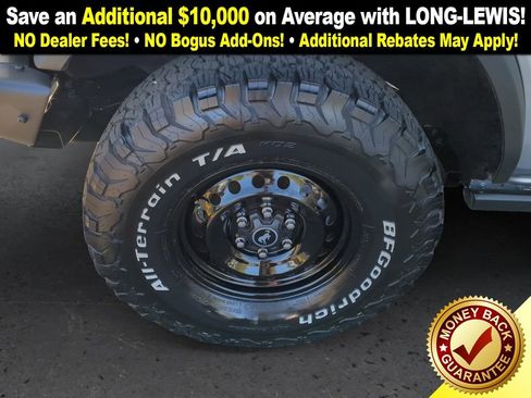 Used 2022 Ford Bronco Black Diamond image 13