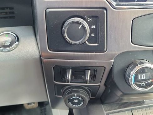 Certified 2022 Ford F450 Limited w/ FX4 Off-Road Package AWD/4WD image 13