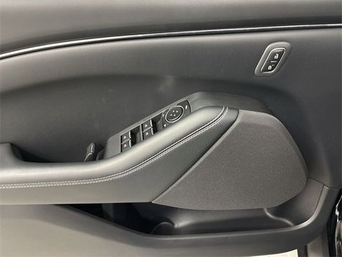 Certified 2021 Ford Mustang Mach-E Select image 5