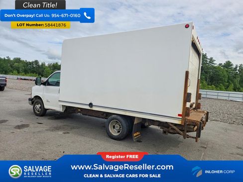 Used 2019 GMC Savana 4500 w/ Driver Convenience Package RWD image 3