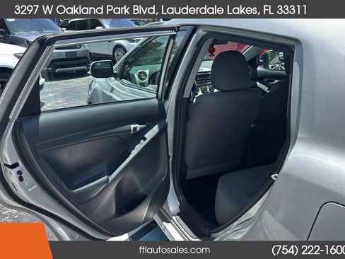 Used 2013 Toyota Matrix L w/ L Sport Pkg FWD image 23
