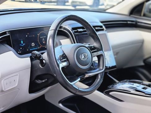 Used 2024 Hyundai Tucson Limited image 12