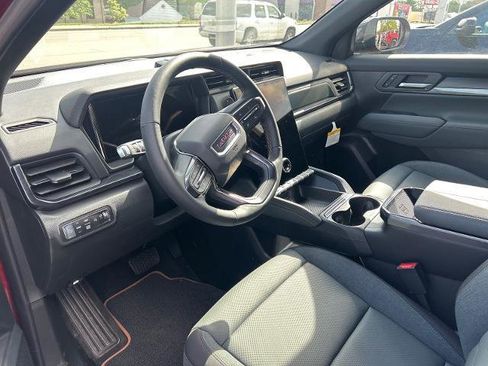 Used 2026 GMC Terrain AT4 w/ Convenience Package III AWD/4WD image 11