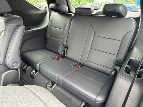 New 2026 Chevrolet Traverse LT w/ Driver Confidence Package FWD image 36