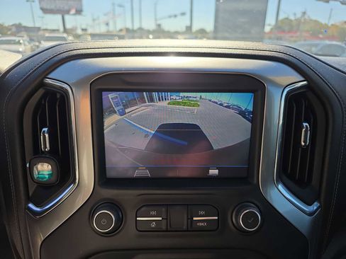 Used 2022 Chevrolet Silverado 1500 RST w/ Z71 Off-Road Package image 11