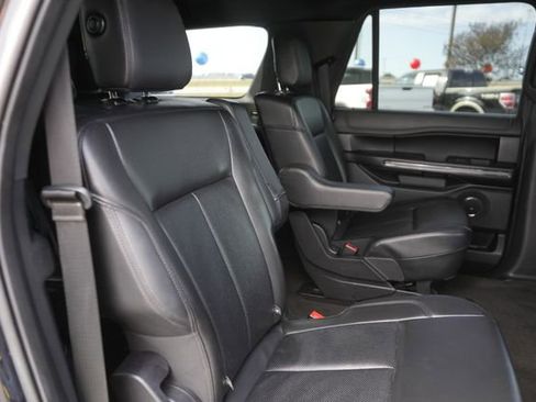 Used 2020 Ford Expedition Max XLT w/ Equipment Group 202A image 19
