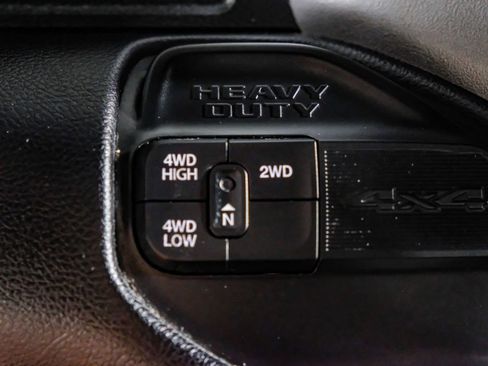 Used 2020 RAM 2500 Big Horn w/ Night Edition AWD/4WD image 25