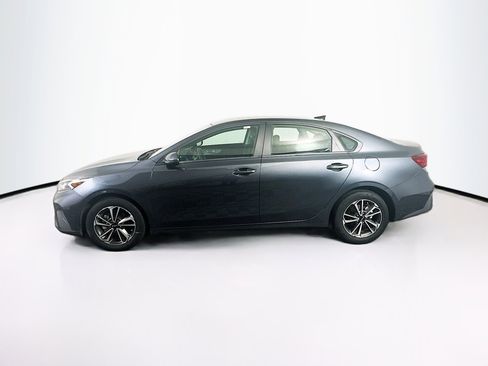 Used 2024 Kia Forte LXS image 4