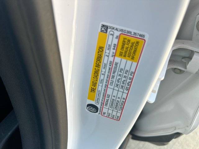Used 2024 GMC Terrain SLT AWD/4WD image 38