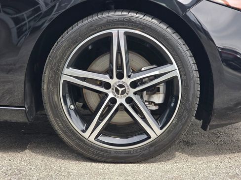 Used 2022 Mercedes-Benz A 220 4MATIC image 9