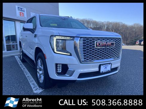 Used 2022 GMC Yukon Denali AWD/4WD image 7