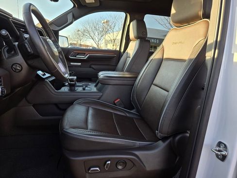 Used 2023 GMC Sierra 1500 Denali w/ Denali Reserve Package image 4