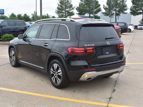 Used 2024 Mercedes-Benz GLB 250 image 8