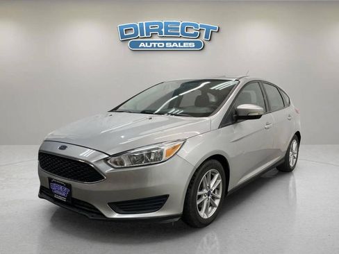 Used 2016 Ford Focus SE FWD image 3