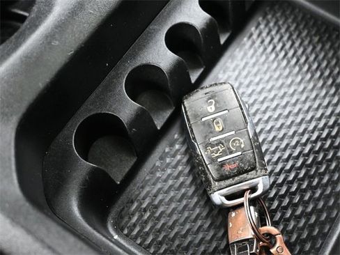 Used 2019 RAM 1500 Laramie image 16