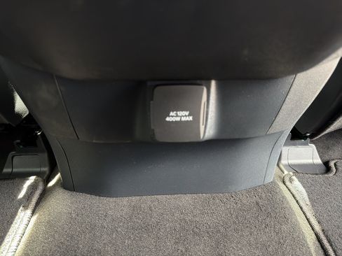 New 2026 Ford Expedition Active RWD image 16