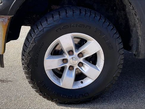 Used 2017 RAM 1500 ST w/ SXT Appearance Group image 7