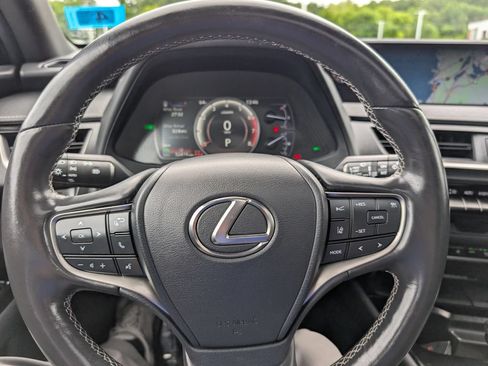 Used 2019 Lexus UX 250h w/ Accessory Package 2 AWD/4WD image 28