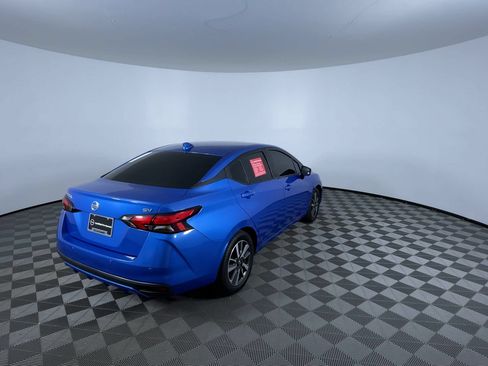 Used 2021 Nissan Versa SV FWD image 8