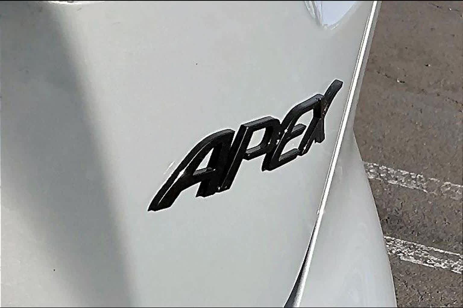 Used 2022 Toyota Corolla SE w/ Carpet Mat Package (TMS) FWD image 9