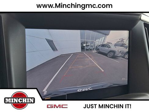 Certified 2023 GMC Terrain SLE w/ Driver Convenience Package AWD/4WD image 18