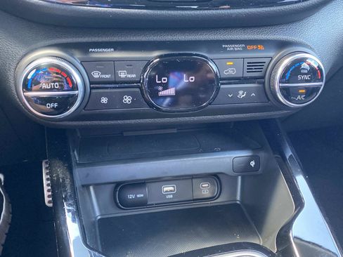 Used 2025 Kia Soul S FWD image 21