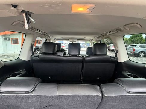 Used 2018 Nissan Armada SL w/ Moonroof Package AWD/4WD image 12