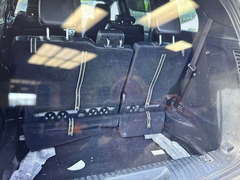 Used 2025 Chrysler Pacifica Select FWD image 16