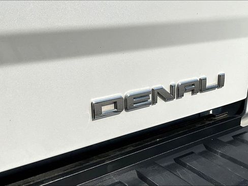 Used 2018 GMC Sierra 1500 Denali AWD/4WD image 27