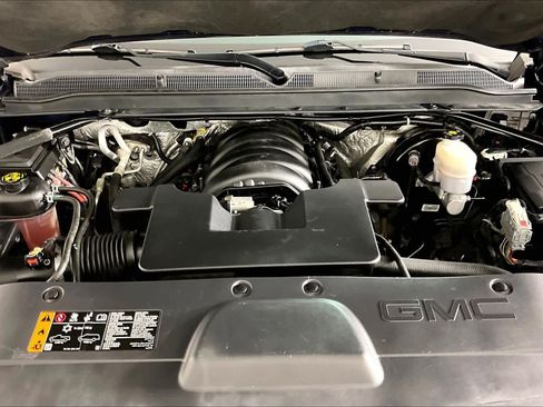 Used 2017 GMC Yukon Denali w/ Open Road Package RWD image 28