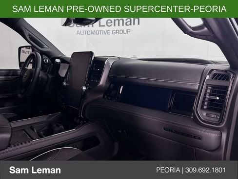 Used 2025 RAM 2500 Limited AWD/4WD image 29
