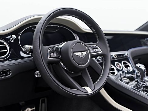 Used 2024 Bentley Continental GT Speed image 46