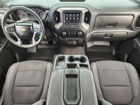 Used 2022 Chevrolet Silverado 1500 Custom w/ Safety Confidence Package image 24