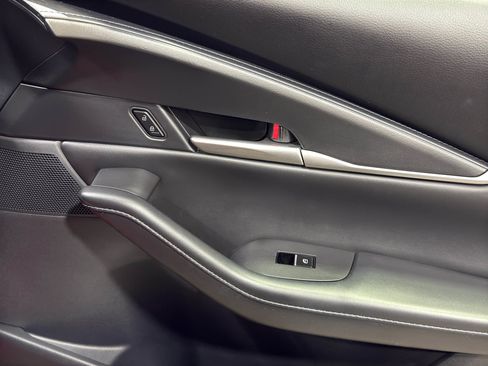 Used 2022 MAZDA CX-30 AWD 2.5 S w/ Select Package image 19