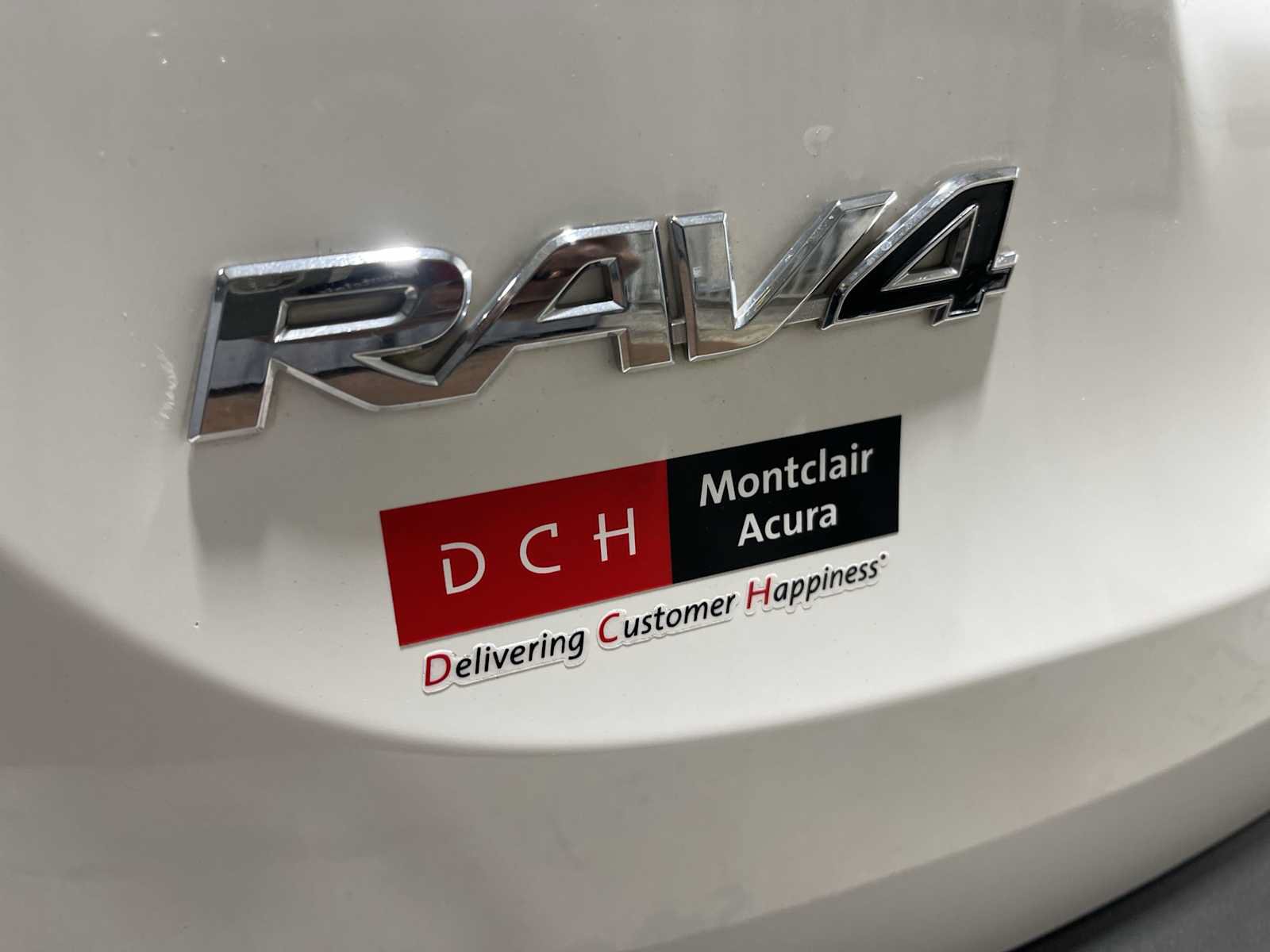 Used 2015 Toyota RAV4 XLE AWD/4WD image 7