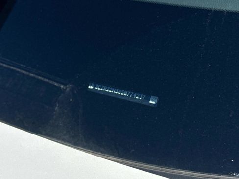 Used 2025 Honda HR-V LX image 6