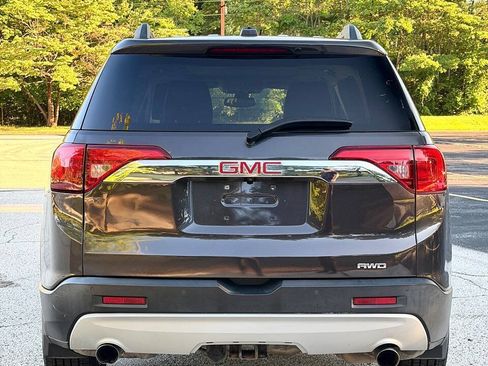 Used 2017 GMC Acadia SLT w/ LPO, Floor Liner Package AWD/4WD image 8