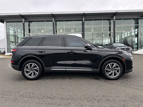 Used 2023 Lincoln Corsair AWD w/ Equipment Group 101A image 6