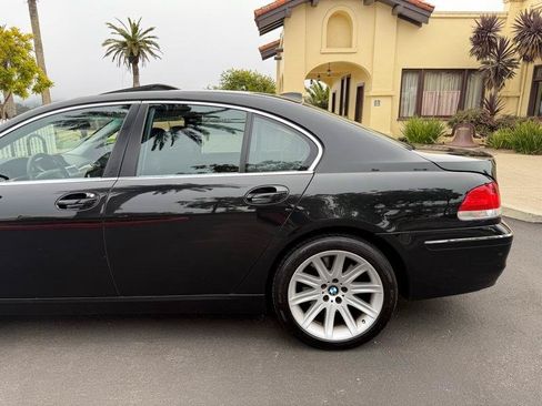 Used 2006 BMW 750i RWD image 22
