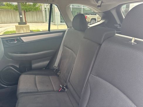 Used 2015 Subaru Outback 2.5i Premium AWD/4WD image 18