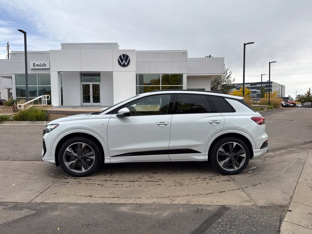 Used 2024 Audi Q4 e-tron Premium Plus w/ Premium Plus AWD/4WD image 2