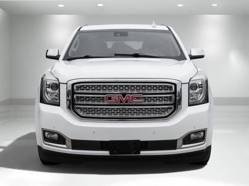 Used 2020 GMC Yukon SLT AWD/4WD image 5