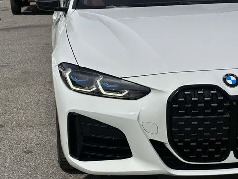 Used 2022 BMW 440i xDrive Convertible w/ Premium Package image 9