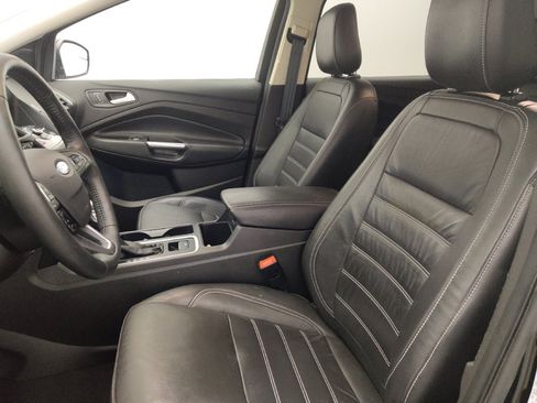 Used 2018 Ford Escape Titanium image 17