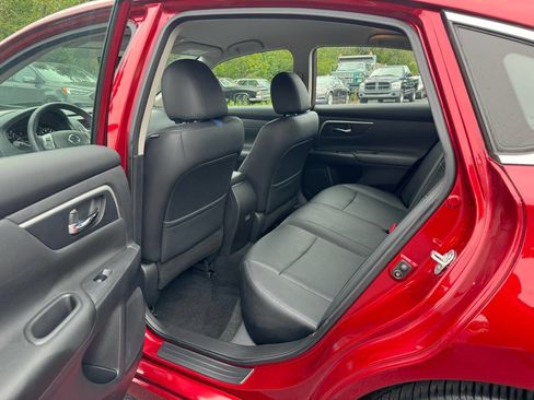 Used 2018 Nissan Altima 2.5 SR w/ SR Special Edition image 17