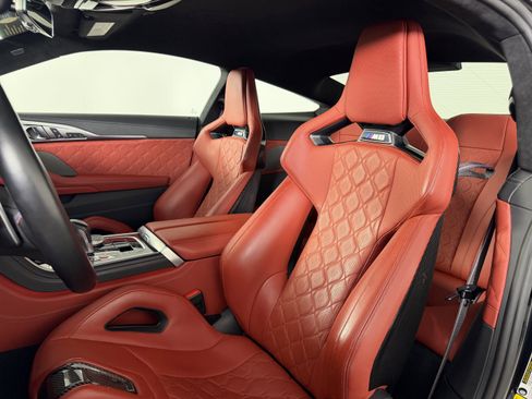 Certified 2022 BMW M8 Competition w/ M Carbon Exterior Package image 11